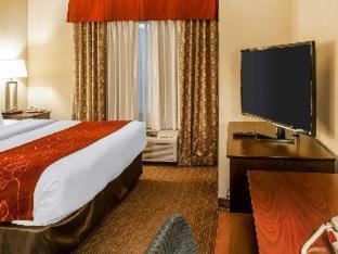 Comfort East Route 66 And I-40 Hotel 3*