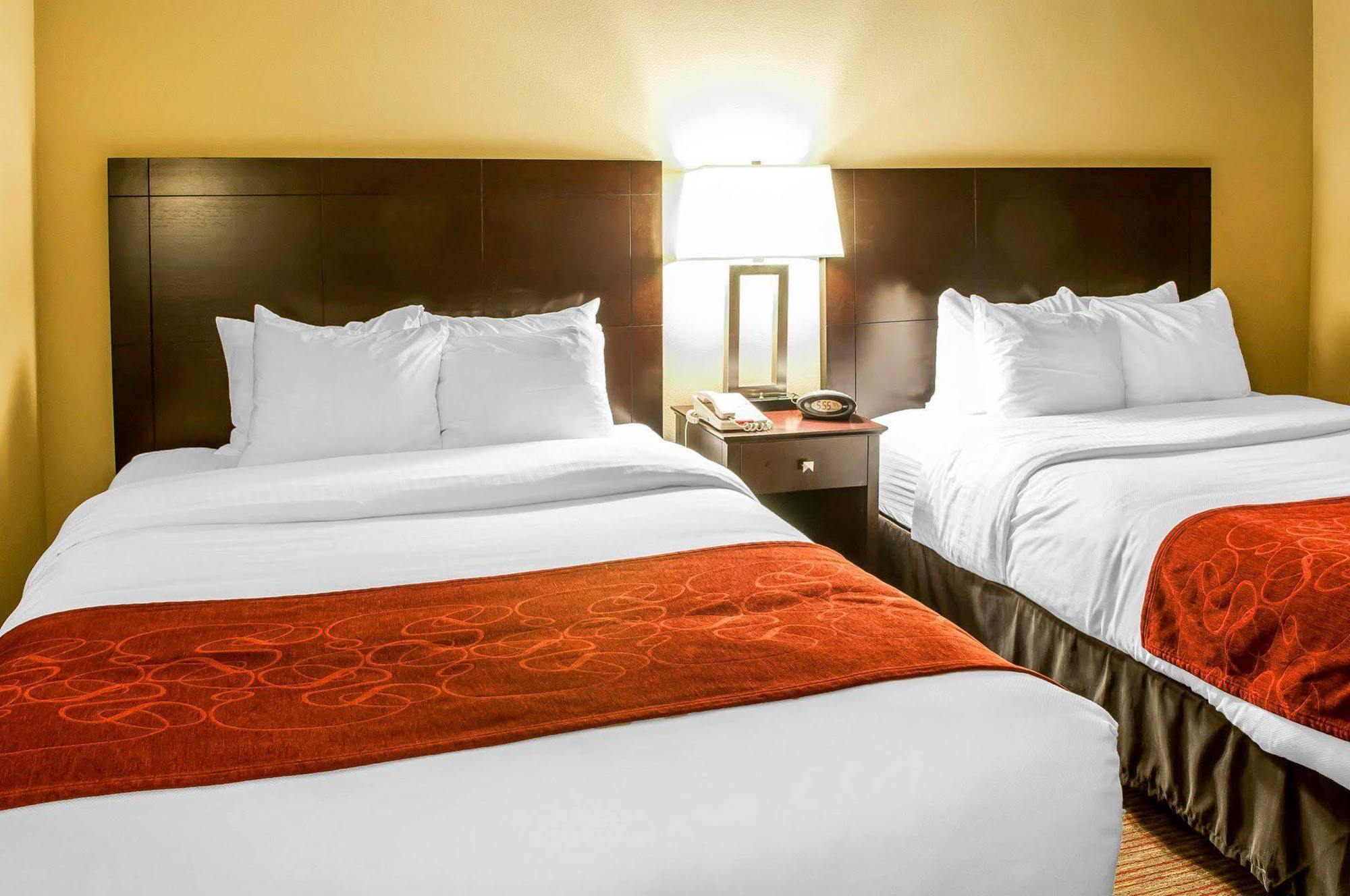 Hotel Comfort East Route 66 And I-40 Gallup